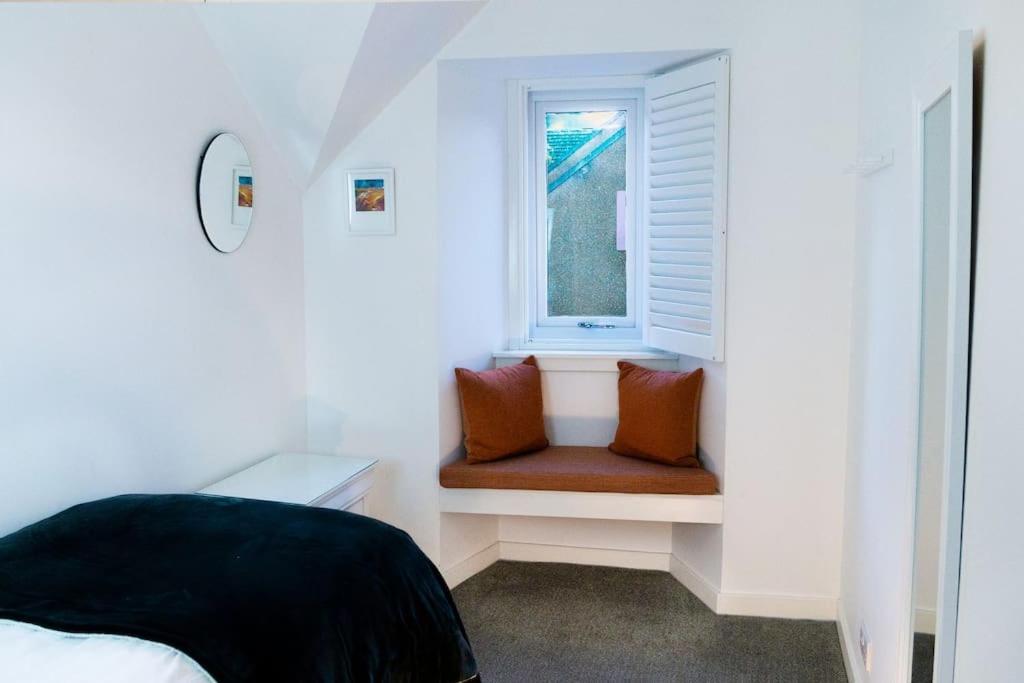 Central 2 Bedroom Luxury Home Close To River Ness Inverness Dış mekan fotoğraf